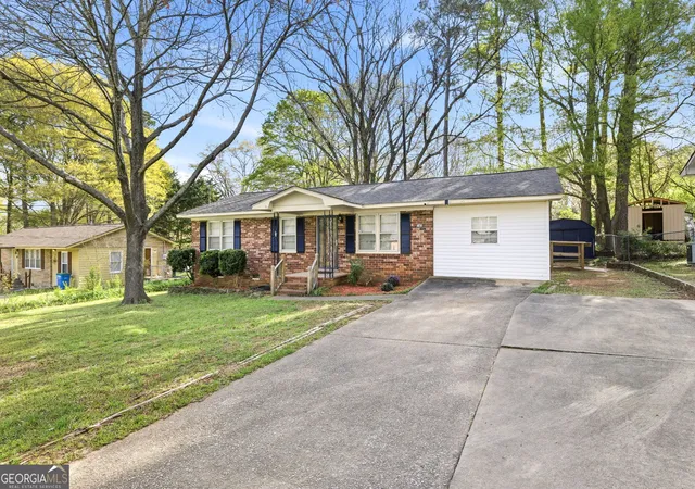 Homes for sale in Commerce, GA | 162 Orchard Cir, Commerce, GA 30529 | MLS# 10765010