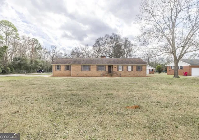Homes for sale in Macon, GA | 3708 Jones Rd, Macon, GA 31216 | MLS# 10695139