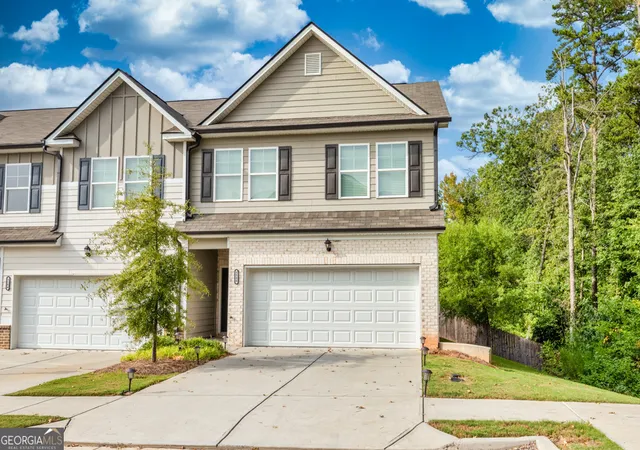 3rd image of 5586 Cannonade Ln, Stonecrest, GA 30058 | MLS# 10341743