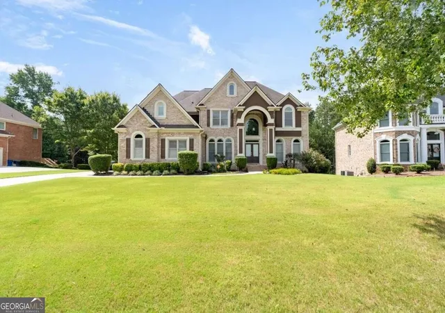 Photo 2 of Sale Pending at 430 Kendrick Ter Sw, Atlanta, GA 30331 | MLS# 10829343 | Listing updated on 2026-09-09