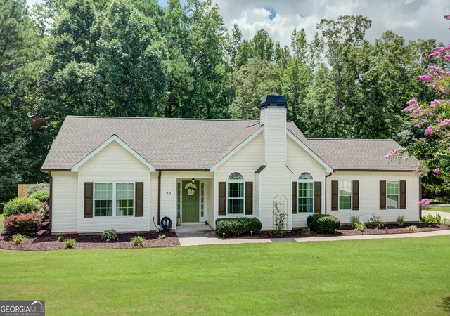 1st image of 20 Walton Woods Ct, Newnan, GA 30263 | MLS# 10819605