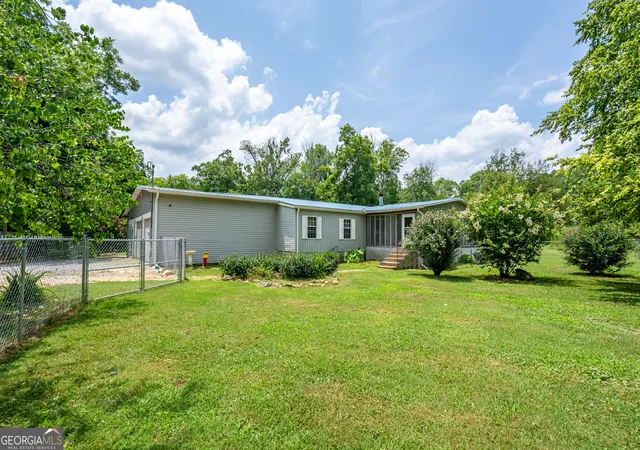 1st image of 1054 Booze Mountain Rd Se, Lindale, GA 30147 | MLS# 10798656