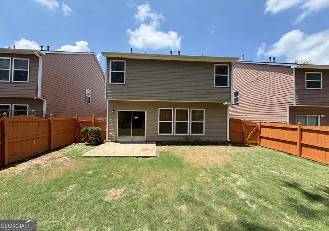 Photo 4 of Single family home for sale at 5775 Sterling Ct, Cumming, GA 30040 | MLS# 10784258 | Listing updated on 2026-10-26