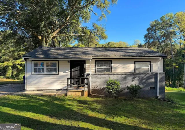 Photo 2 of Single family home for sale at 2621 Abner Pl Nw, Atlanta, GA 30318 | MLS# 10721292 | Listing updated on 2026-08-28