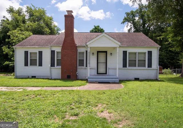 Homes for sale in Lanett, AL | 4311 Cusseta Road, Lanett, AL 36863 | MLS# 10732225