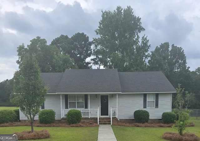 1st image of 651 Beulah Ln, Thomson, GA 30824 | MLS# 10801626