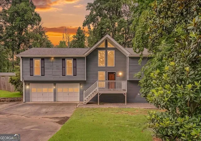 Photo 1 of Single family home for sale at 1046 Washington Ave, Woodstock, GA 30188 | MLS# 10807168 | Listing updated on 2026-09-17