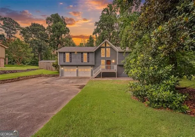 Photo 2 of Single family home for sale at 1046 Washington Ave, Woodstock, GA 30188 | MLS# 10807168 | Listing updated on 2026-09-17