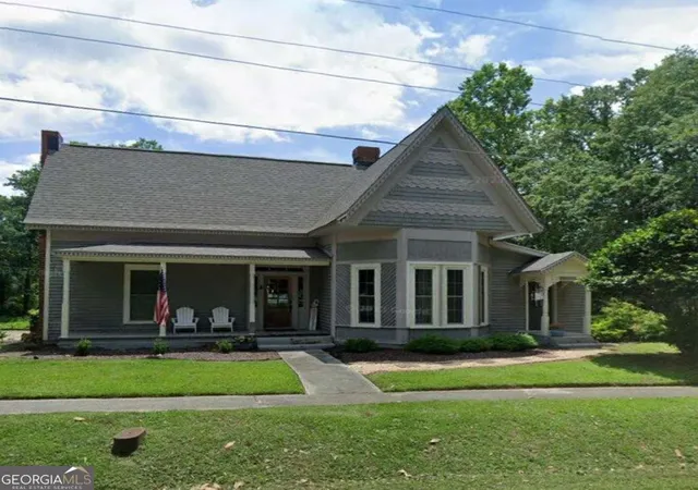 Homes for sale in Hartwell, GA | 151 S Jackson St, Hartwell, GA 30643 | MLS# 10783073
