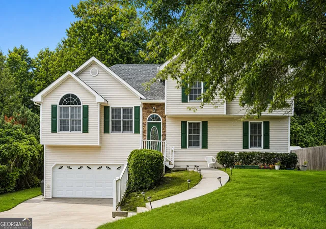 Photo 1 of Single family home for sale at 248 Taylors Farm Dr, Canton, GA 30115 | MLS# 10824351 | Listing updated on 2026-09-12