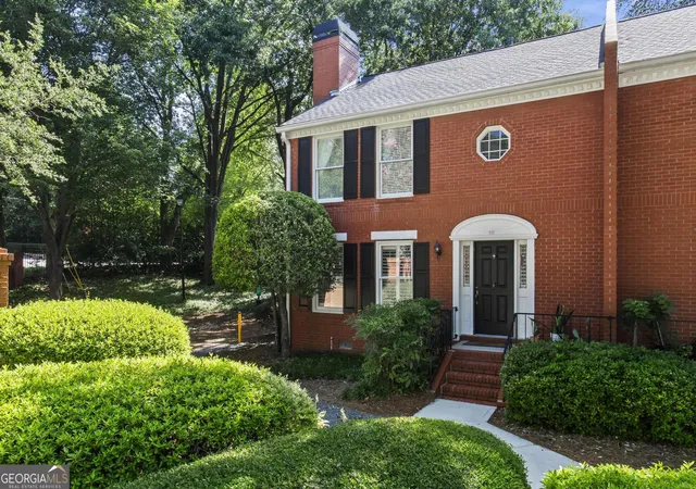 Photo 2 of Townhouse for sale at 101 Defoors Mill Dr Nw, Atlanta, GA 30318 | MLS# 10814616 | Listing updated on 2026-09-11