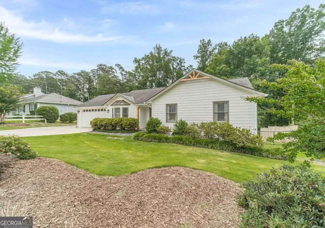 2nd image of 498 Slew Ave, Lawrenceville, GA 30043 | MLS# 10783285