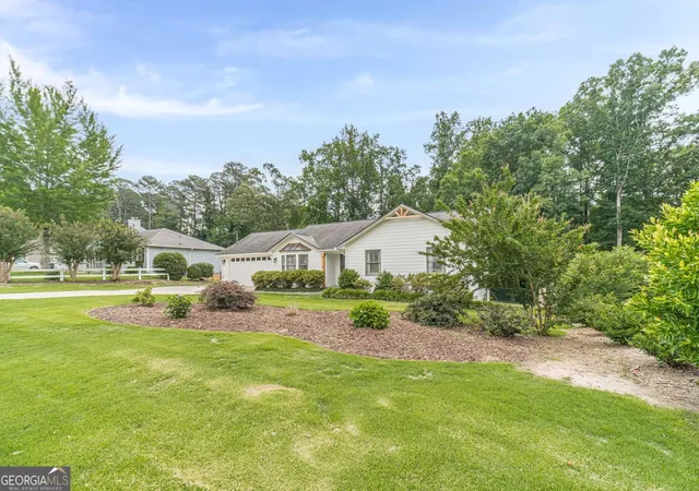 3rd image of 498 Slew Ave, Lawrenceville, GA 30043 | MLS# 10783285