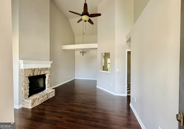 2nd image of 228 Providence Dr, Carrollton, GA 30116 | MLS# 10773668