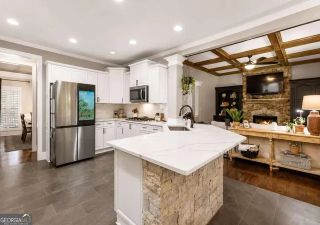 4th image of 914 Meadow Club Ct, Suwanee, GA 30024 | MLS# 10830123