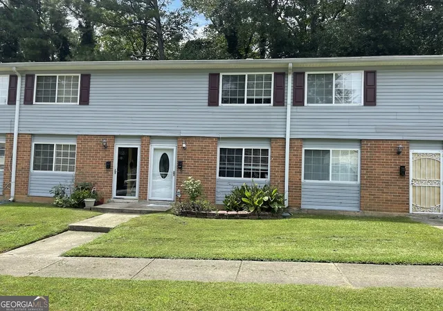 Photo 1 of Single family home for sale at 405 Fairburn Rd Sw #268, Atlanta, GA 30331 | MLS# 10818376 | Listing updated on 2026-08-17