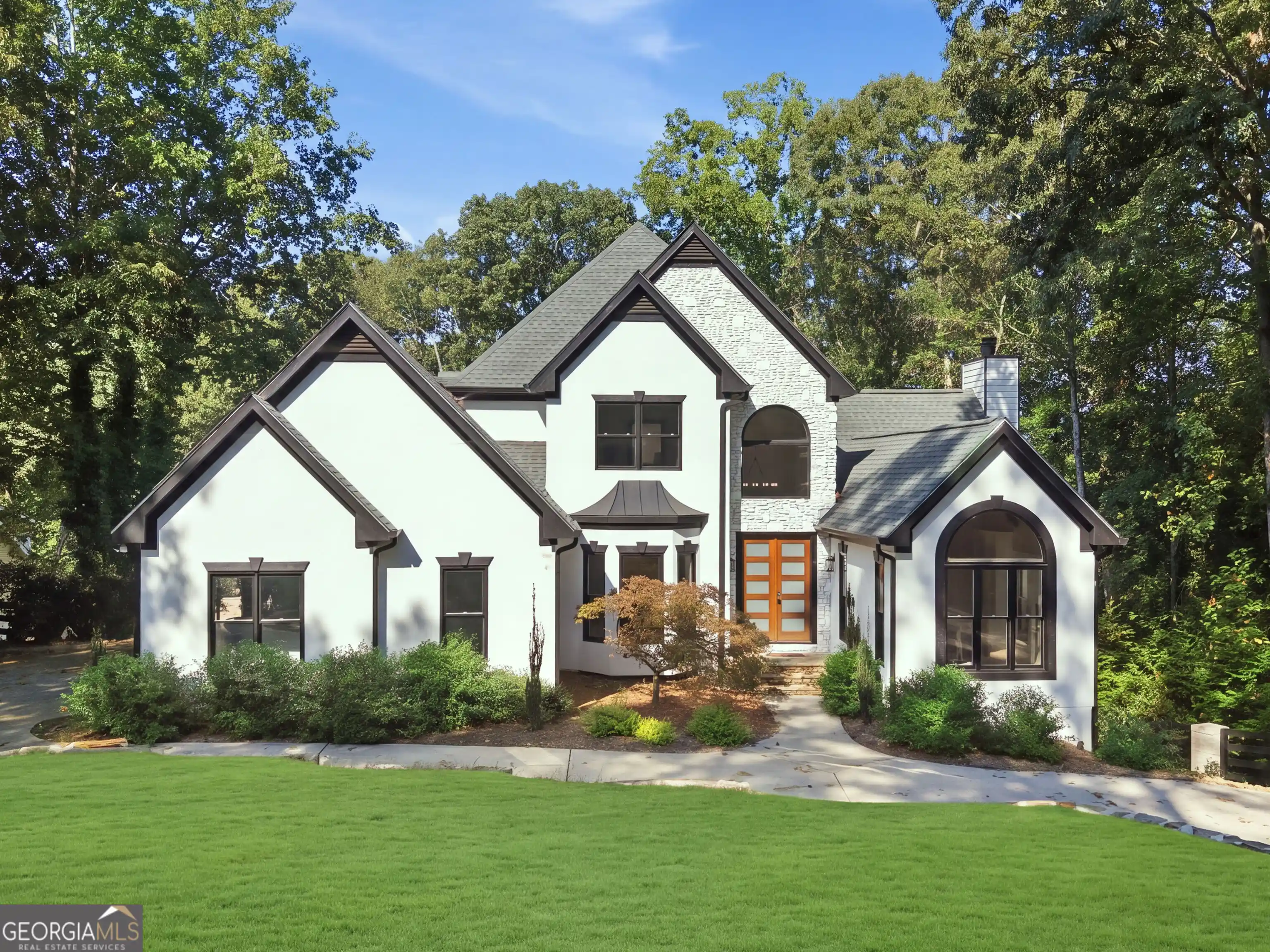 Photo 1 of Mansion for sale at 6340 Barberry Hl Dr, Gainesville, GA 30506 | MLS# 10852545 | Listing updated on 2026-10-15