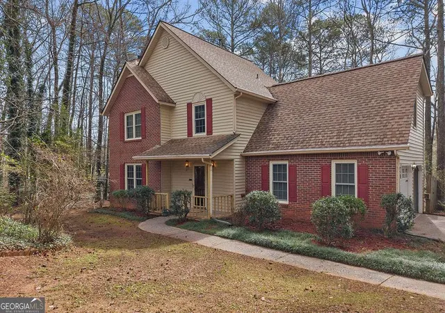 Photo 1 of Sale Pending at 120 Chateau Cir, Fayetteville, GA 30215 | MLS# 10817556 | Listing updated on 2026-08-25