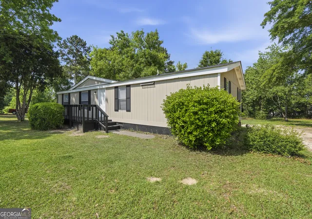 Homes for sale in Milledgeville, GA | 114 Lovers Ln Ne, Milledgeville, GA 31061 | MLS# 10765553