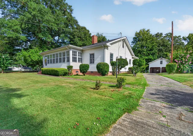 2nd image of 365 W Johnston St, Forsyth, GA 31029 | MLS# 10828225