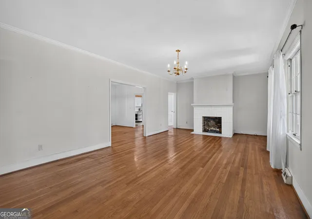 Photo 4 of Single family home for sale at 365 W Johnston St, Forsyth, GA 31029 | MLS# 10828225 | Listing updated on 2026-10-08