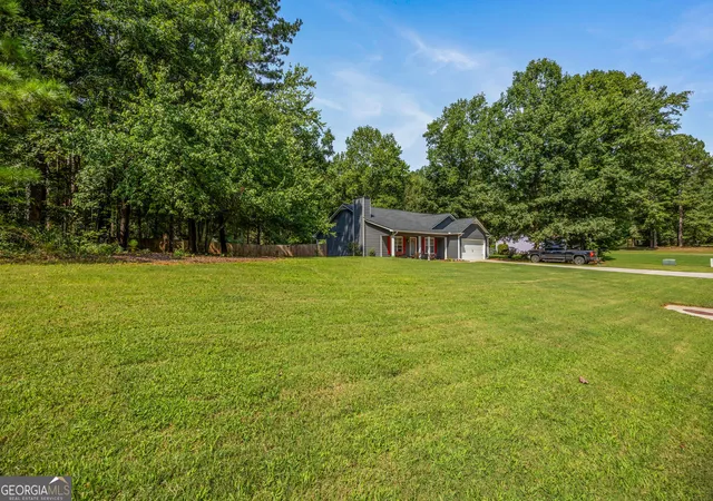 Photo 2 of Single family home for sale at 469 Cedar Trl, Winder, GA 30680 | MLS# 10826474 | Listing updated on 2026-09-06