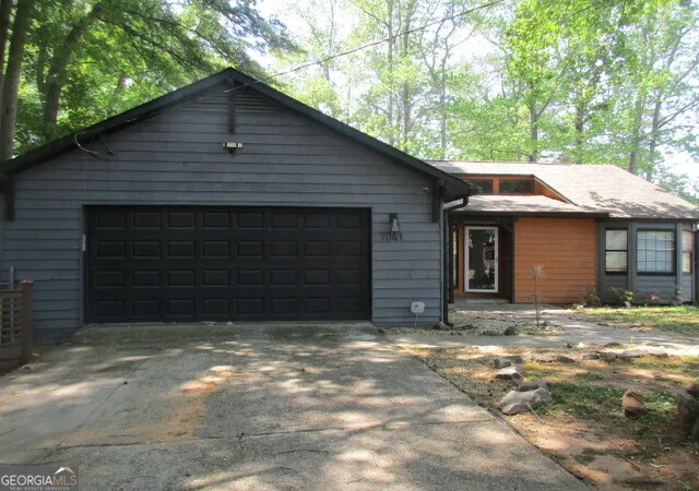 Photo 1 of Single family home for sale at 7041 Babbling Brook Dr, Jonesboro, GA 30236 | MLS# 10739756 | Listing updated on 2026-09-06