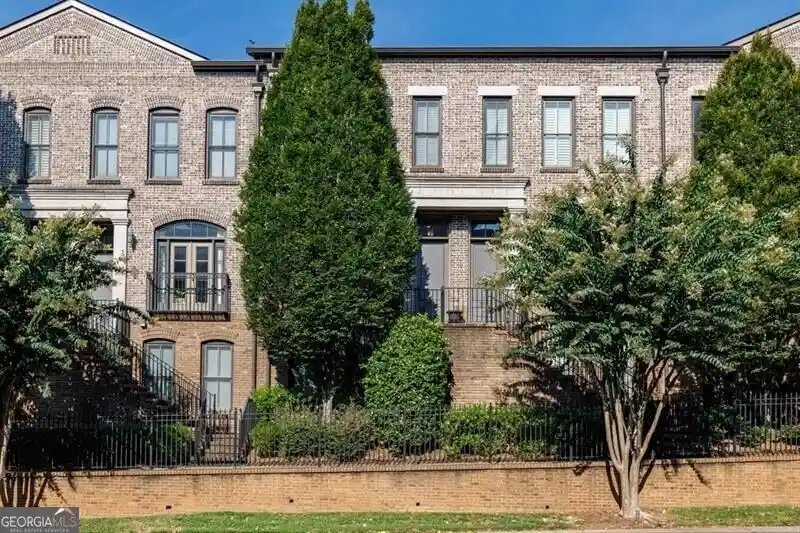 Townhouse for sale at 3574 Roswell Rd NW, Atlanta, GA 30305 | MLS# 10853398