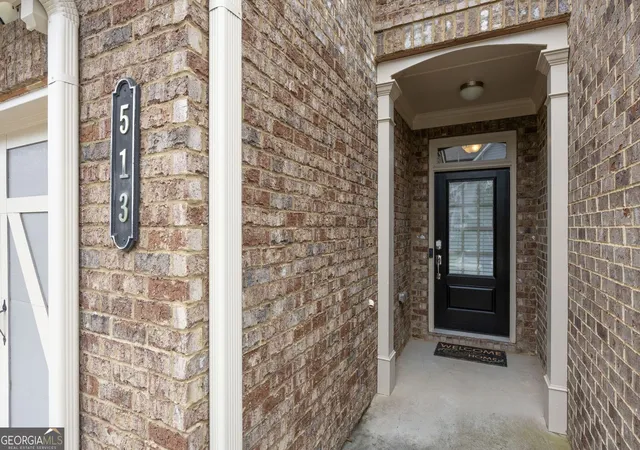 2nd image of 513 Coral St Sw, Marietta, GA 30064 | MLS# 10818209