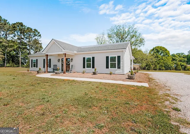 Homes for sale in Buckhead, GA | 1150 Chivers Ave, Buckhead, GA 30625 | MLS# 10735113