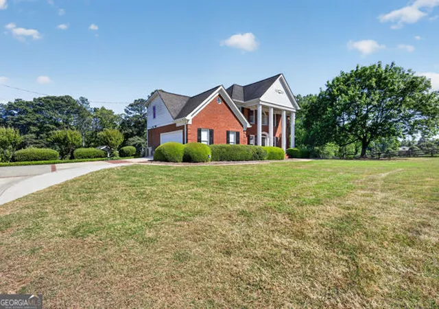 Photo 1 of Sale Pending at 3715 Ridge Rd, Buford, GA 30519 | MLS# 10808102 | Listing updated on 2026-09-10