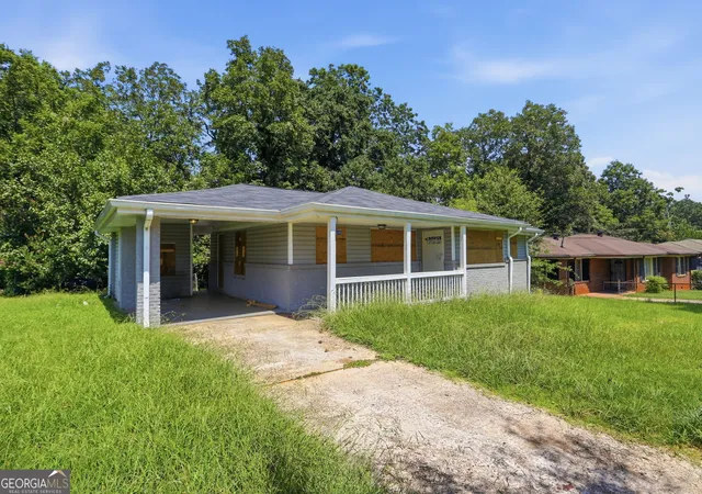 Photo 1 of Single family home for sale at 2824 Lynda Pl, Decatur, GA 30032 | MLS# 10834813 | Listing updated on 2026-09-11