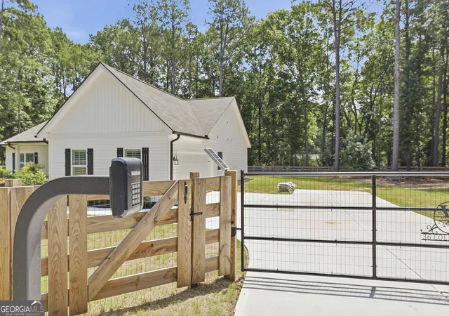 Homes for sale in Luthersville, GA | 36 Coleman St, Luthersville, GA 30251 | MLS# 10799319