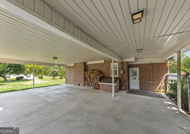 Photo 3 of Single family home for sale at 2342 Washington Hwy, Elberton, GA 30635 | MLS# 10827800 | Listing updated on 2026-09-16