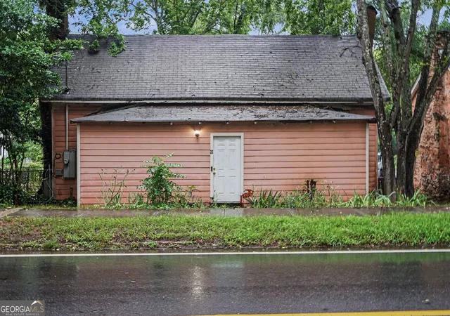 1st image of 22 S Broad St, Porterdale, GA 30014 | MLS# 10788738