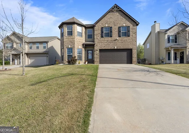 Photo 1 of Sale Pending at 184 Amelia Dr, Byron, GA 31008 | MLS# 10718141 | Listing updated on 2026-04-25