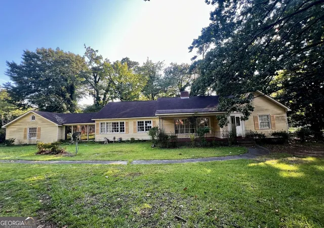 Photo 1 of Single family home for sale at 2040 Sandtown Rd Sw, Atlanta, GA 30311 | MLS# 10836499 | Listing updated on 2026-09-14