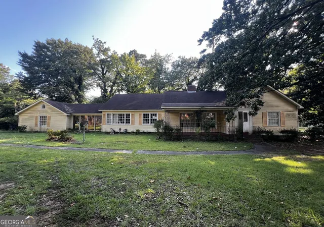 Photo 8 of Single family home for sale at 2040 Sandtown Rd Sw, Atlanta, GA 30311 | MLS# 10836499 | Listing updated on 2026-09-14