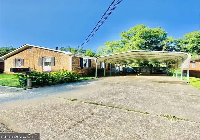 Photo 1 of Single family home for sale at 1238 Mill St, Gainesville, GA 30501 | MLS# 20167245 | Listing updated on 2026-09-09