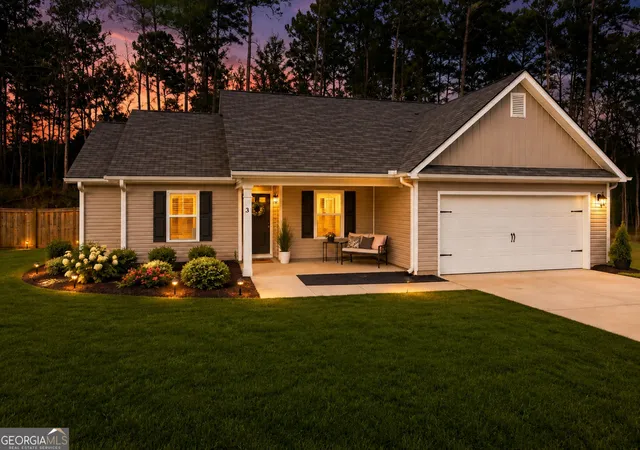Photo 1 of Single family home for sale at 31 Rolling Woods Ln, Hull, GA 30646 | MLS# 10701001 | Listing updated on 2026-09-04