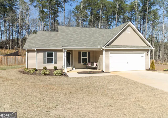 Photo 2 of Single family home for sale at 31 Rolling Woods Ln, Hull, GA 30646 | MLS# 10701001 | Listing updated on 2026-09-04