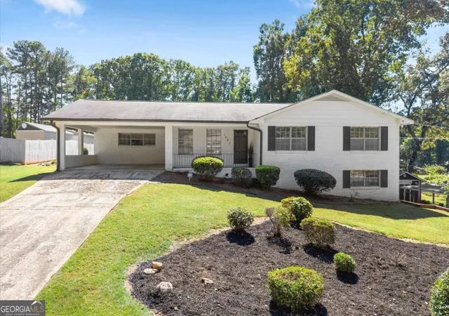 Single family home for sale at 1083 Amelia Dr, Marietta, GA 30060 | MLS# 10856111
