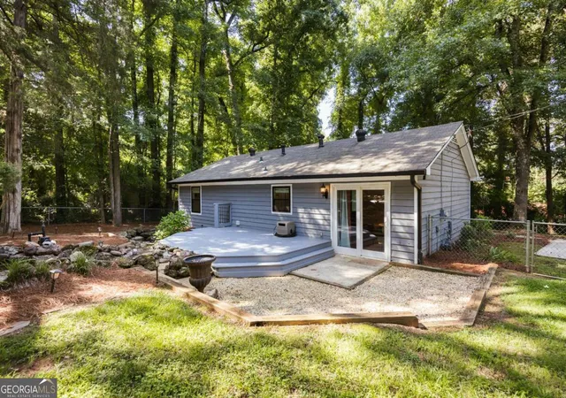 Photo 2 of Single family home for sale at 640 Tallassee, Athens, GA 30606 | MLS# 10811622 | Listing updated on 2026-09-28