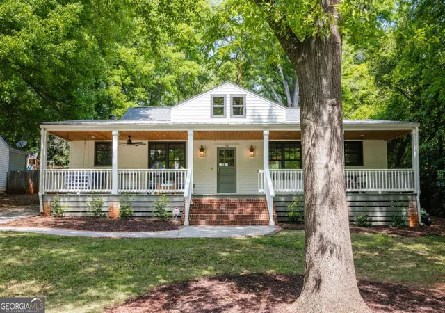 Homes for sale in Athens, GA | 234 Sunset Dr, Athens, GA 30608 | MLS# 10730986