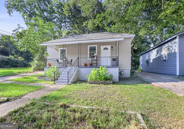2nd image of 203 E Crovat St, Lagrange, GA 30241 | MLS# 10829213