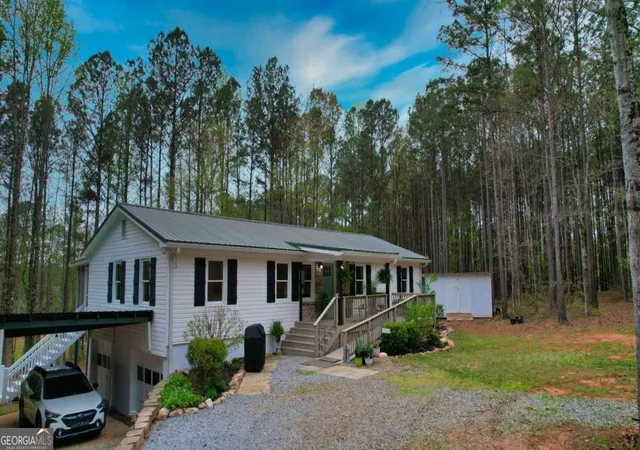 Photo 2 of Single family home for sale at 2558 Gulledge Rd, Dallas, GA 30132 | MLS# 10721311 | Listing updated on 2026-07-13