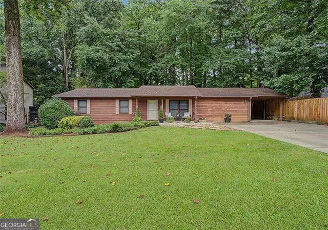 Photo 2 of Sale Pending at 3095 Woodland Dr Nw, Kennesaw, GA 30152 | MLS# 10834040 | Listing updated on 2026-09-16