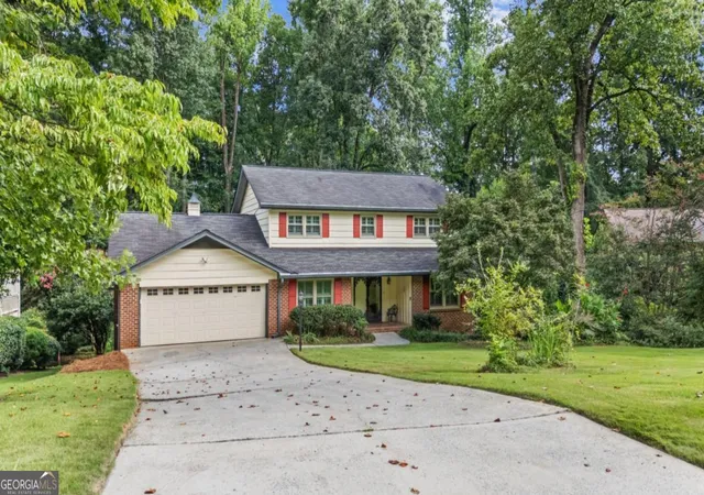 2nd image of 2679 Regency Dr E, Tucker, GA 30084 | MLS# 10820089