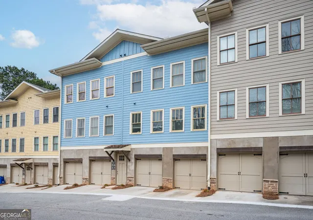 Photo 2 of Sale Pending at 1628 Briarcliff Rd #9, Atlanta, GA 30306 | MLS# 10807141 | Listing updated on 2026-09-08