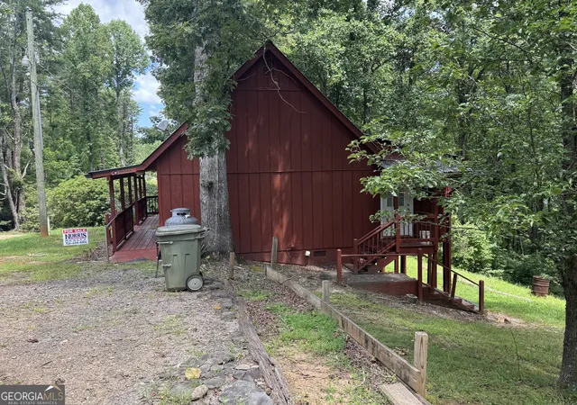 Photo 3 of Sale Pending at 86 White Pines Rd, Cleveland, GA 30528 | MLS# 10574817 | Listing updated on 2025-12-01
